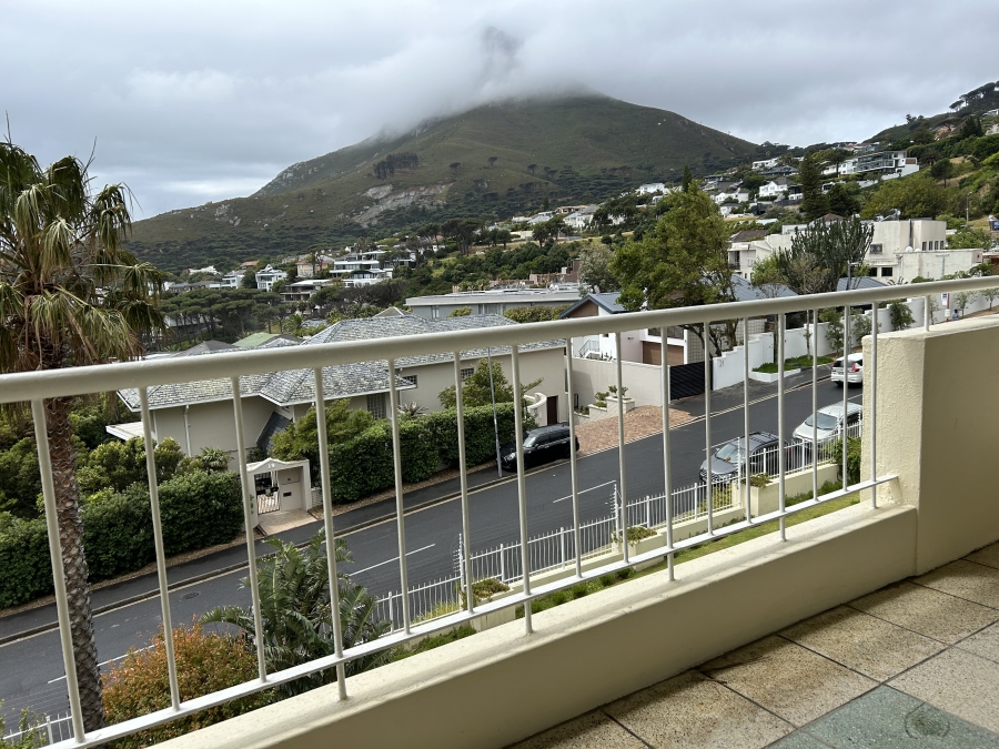 To Let 2 Bedroom Property for Rent in Camps Bay Western Cape